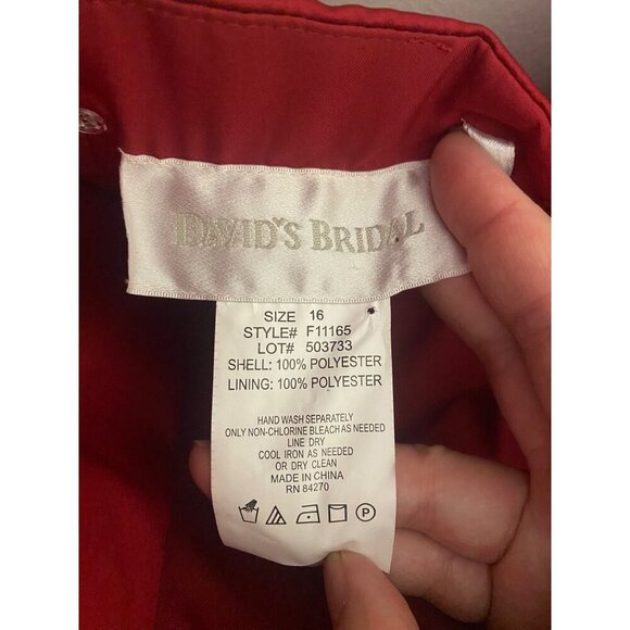 NWT David's Bridal Women's Apple Red Sleeveless Bridal Bridesmaid Dress - 16 - Picture 4 of 10
